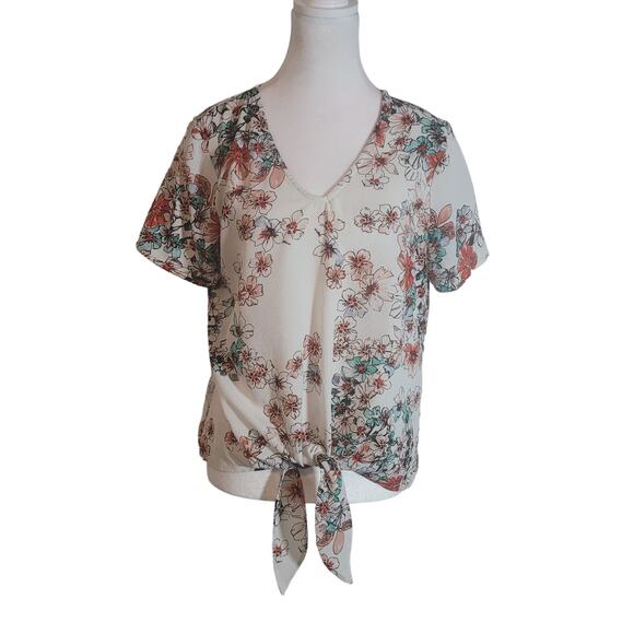 Fourteenth Place Size	M Floral Tie Front V-Neck Short Sleeve Blouse Cottage - Picture 1 of 9